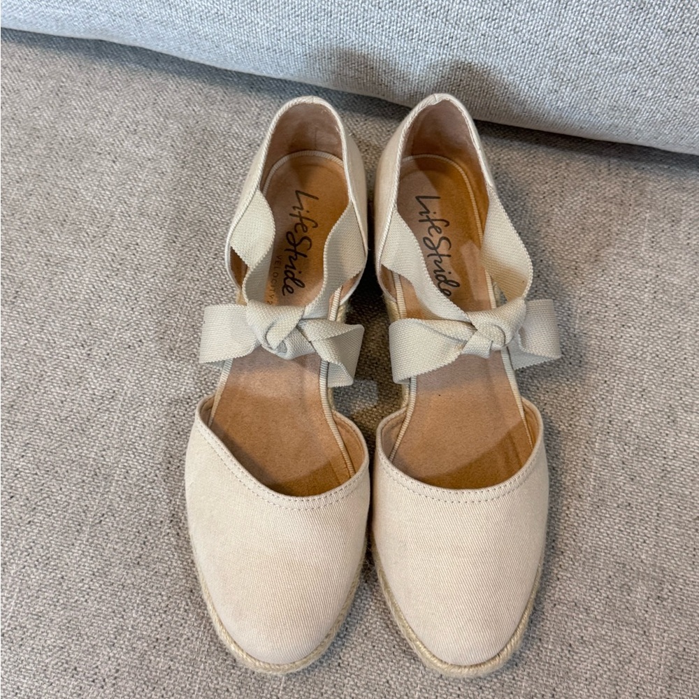Life Stride Velocity Kascade Cream Espadrilles Wedge with Bow Detail sz 10 - Picture 4 of 15
